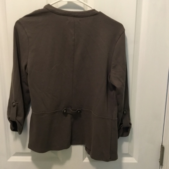 Jacet - Picture 2 of 2